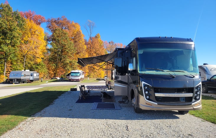 Catching the fall colors at Indian Lakes RV resort, Batesville, Indiana