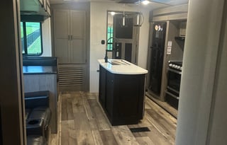 Jamie and Steve's RV Rental