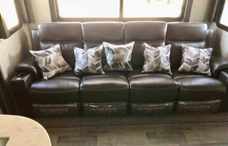 2019 Dutchman Voltage 3605