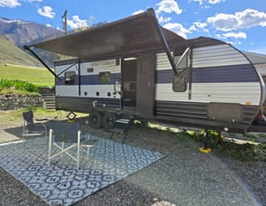 Forest River RV Cherokee Grey Wolf 22RR