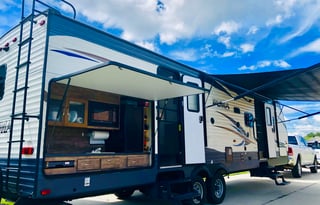 2018 Palomino Puma 31-BHSS