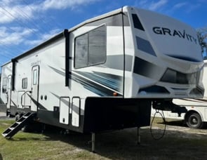 Heartland Gravity 3640