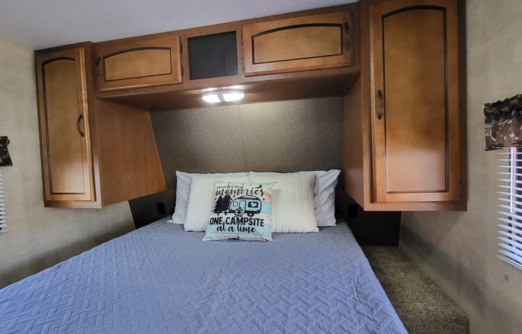 Master bedroom, Queen size bed.