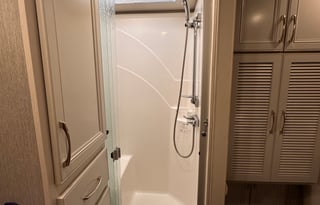 2022 Holiday Rambler Vacationer 35K