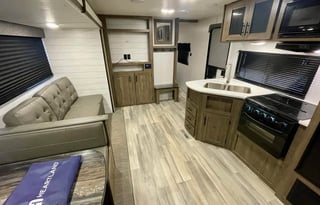 2023 Pioneer 270 Bunkhouse
