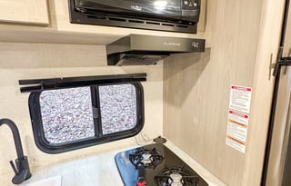 *New Camper Special* Easy to tow!