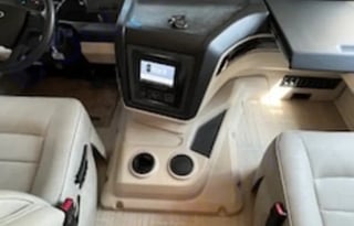 Bon-Bon - The Luxury Getaway RV