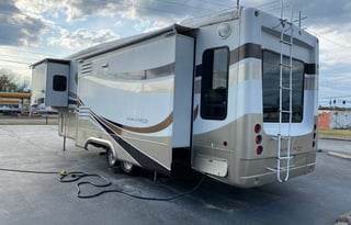 2008 DRV Luxury Suites Mobile Suites 36 TK3