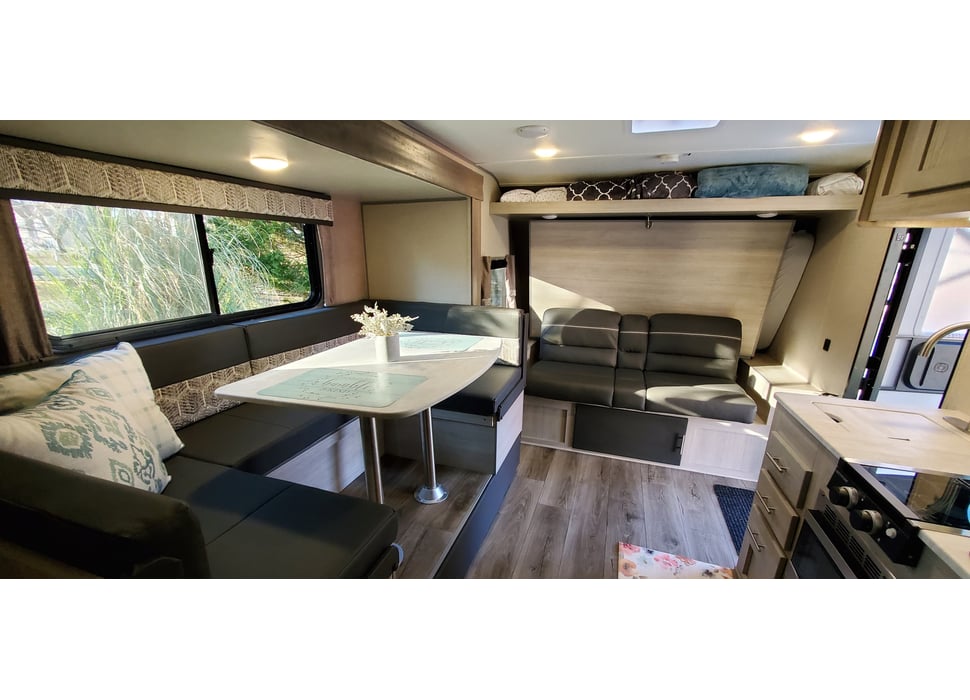Travel Trailer rentals in Oakwood