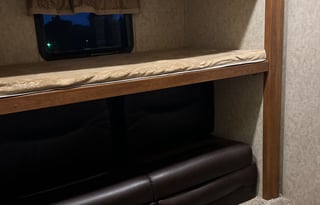 2016 Prime Time RV Crusader 380MBH