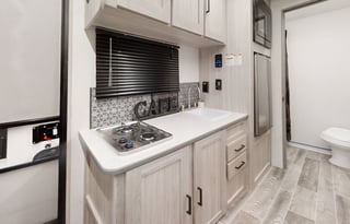 2025 Mallard 17BHL – Cozy & Family Friendly