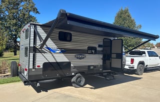 The Trailhead - Lightweight Adventure Camper