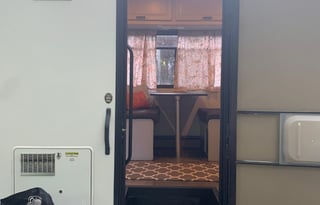 Adventure-Us, Home Away From Home,  Thor Majestic