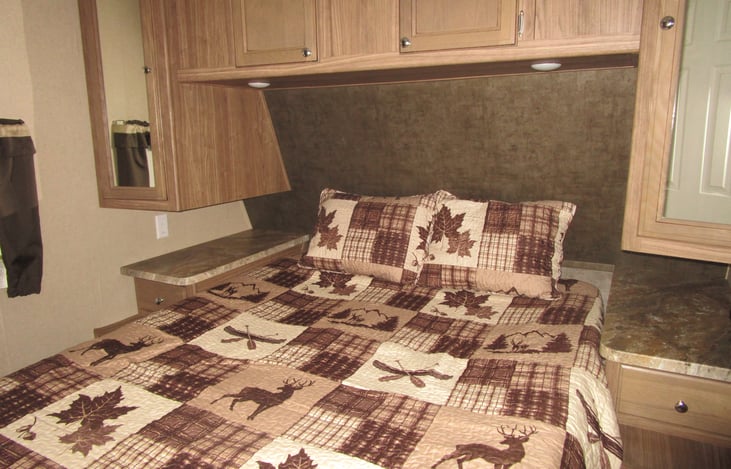 Master bedroom with queen bed.