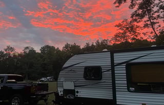 2020  DELLA TERRA 28 KRD,  34 FOOT SLEEPS 9