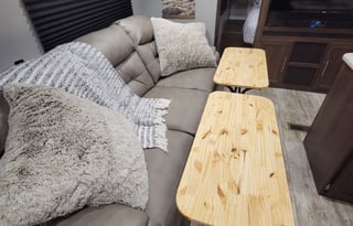 ♣Full size BUNKS♣Sleeps 6♣Private Queen master♣