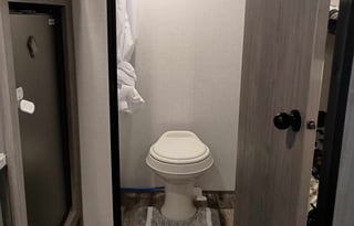 2024 Dutchmen RV Coleman Lantern LT Series 17B