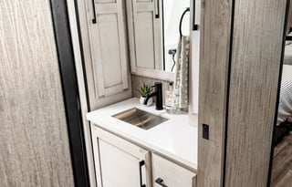 2023 - Durango Gold 5th Wheel w/Patio and Loft