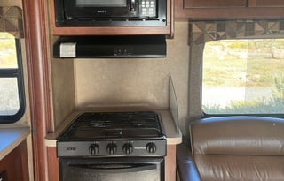 Spacious & Clean 2014:4 TVS &2 SLIDE OUTS:Sleeps 8