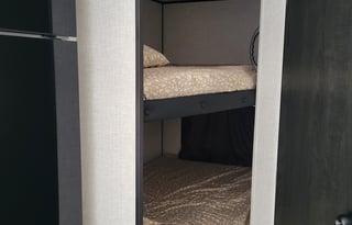 Wild Coast Bunkhouse - Family and Pet Friendly