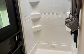 Family RV—Sleeps 8, Fully Stocked & Pet Friendly