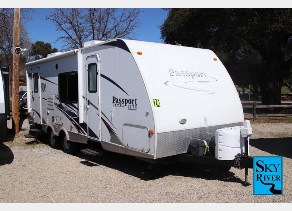 Travel Trailer rentals in Midway