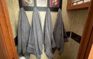 Spacious 5th Wheel, Incredible Bunkroom Floorplan!