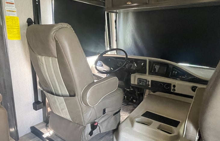 Thickly Padded Adjustable Chairs with Arm Rests, Cup Holders & a Huge Pictorial Window