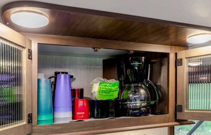 Coffee maker and cups