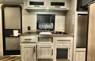 2025 CrossRoads RV Zinger Crossroads Zinger 18BH