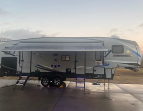 Forest River RV Cherokee Arctic Wolf 315TBH8