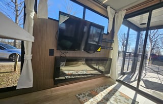 Bunkhouse with a Patio!