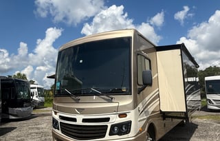 Chief Carl's Caravan- 2016 Fleetwood Bounder 35K