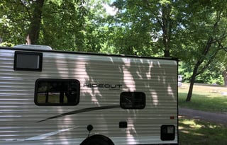 Compact lightweight camper for couples or 5 people