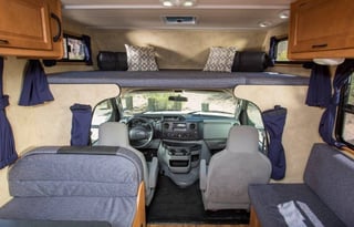 2014 Thor Motor Coach Four Winds Majestic