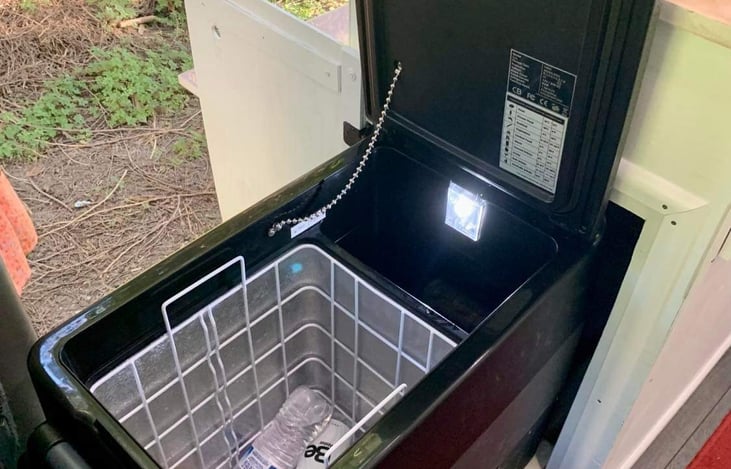 Chest Refrigerator (no freezer)