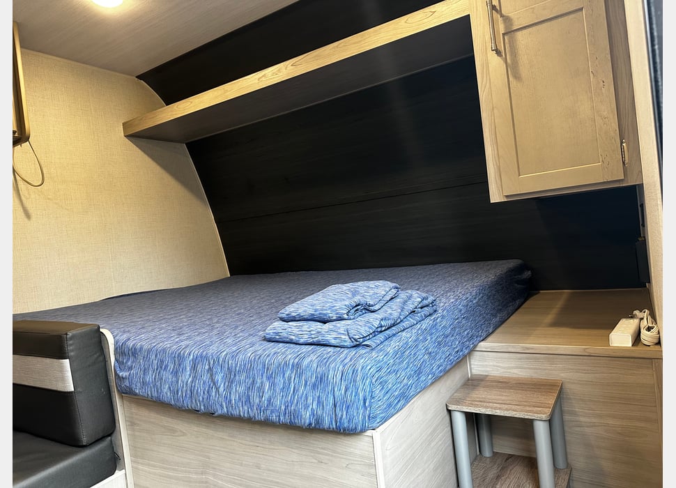Travel Trailer rentals in Naperville