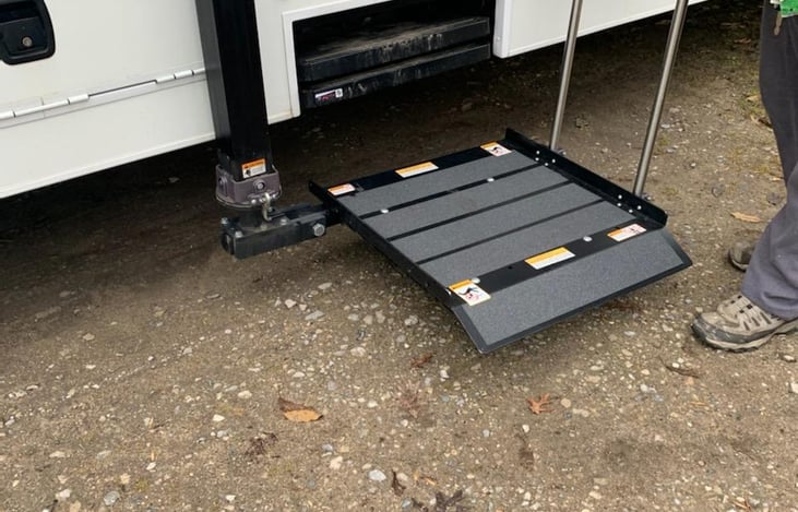 Wheel chair ramp which can left up to 500 lbs. We have a traveling wheel chair to get through the door.
Video of lift operation: https://rvshare-3.wistia.com/medias/y8i3lh28ga