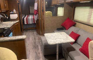 2014 Thor Motor Coach ACE 27 1