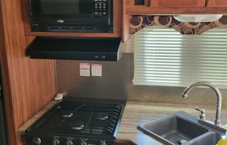 MOJO'S RV 2016 Trail Runner