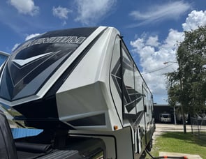 Grand Design Momentum M-Class 351M-R