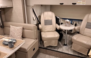 2023 Thor Motor Coach Axis 24.4