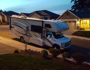 Thor Motor Coach Freedom Elite 26HE