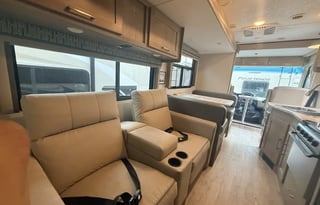 A5 Pursuit Sleeps6-Comfort, Space, Road Confidence