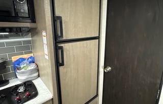 Firefly | Fully Stocked Family Camper | Sleeps 5