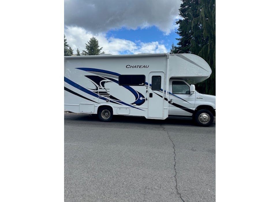 Class C Motor Home rentals in Airway Heights