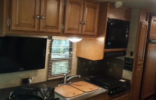 Suite RV Rentals | CLEAN | Family & Pet Friendly!