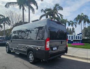 Thor Motor Coach Dazzle 2LB