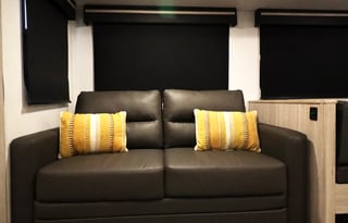 Say hello to "Harmony"! Our 24 Sundance 278BH!