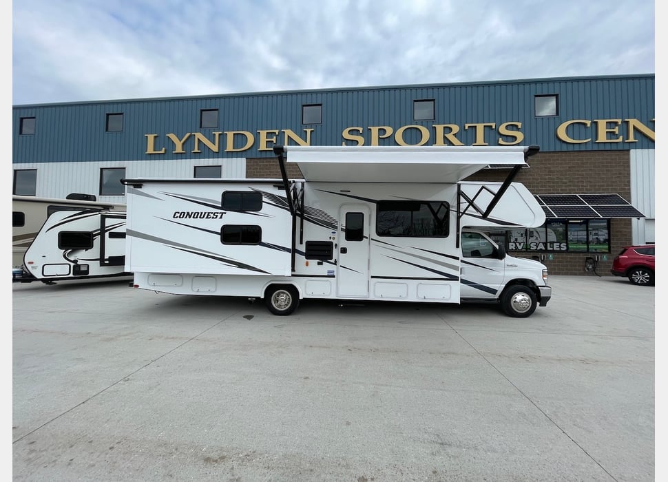 Class C Motor Home rentals in Aubrey